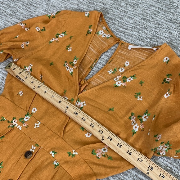 ASTR Floral Puff Sleeve Button Front Midi Dress Size Small Golden Oakley Belted - Picture 9 of 14